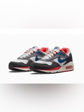 New in Box Nike Air Maxx Correlate Running Shoes Size 9 / 40.5